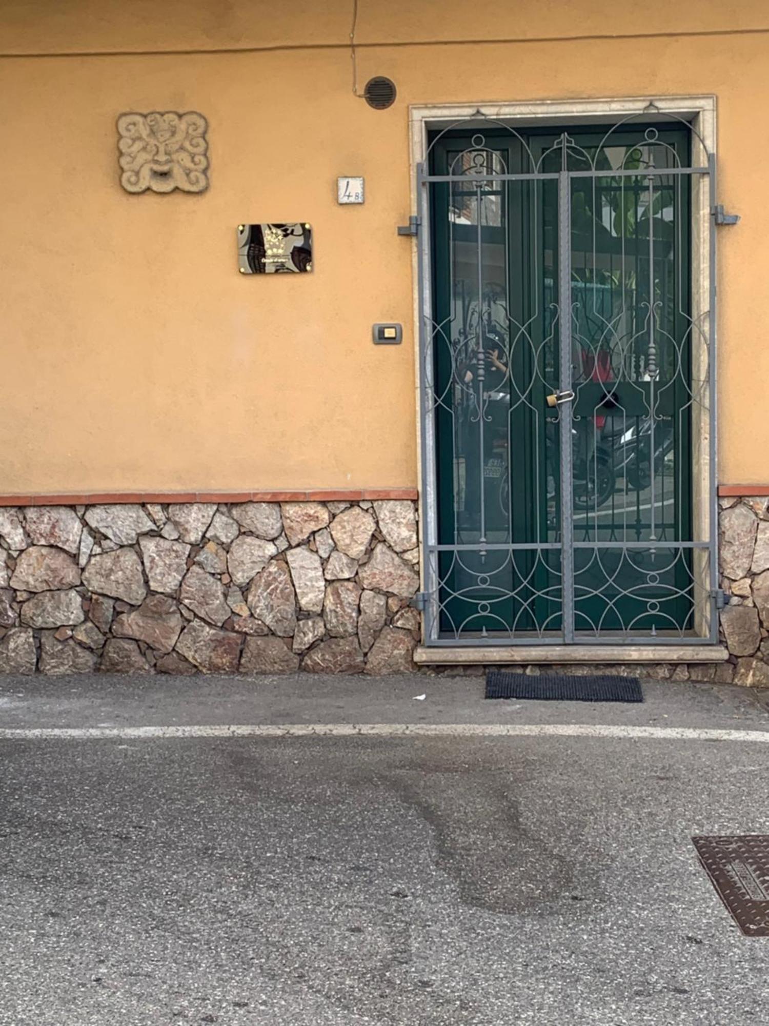 Cocciu D'Amuri Apartment Taormina Exteriér fotografie
